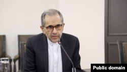 Armenia - Iran's Deputy Foreign Minister Majid Takht Ravanchi at a meeting with Foreign Minister Ararat Mirzoyan, Yerevan, January 8, 2026.