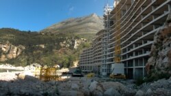 изградба на хотел на Црногорското приморје