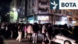 Iranianët festojnë vdekjen e Khameneit
