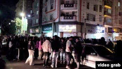 Сокинони шаҳри Караҷ аз кушта шудани Алии Хоманаӣ ҳушҳолӣ доранд