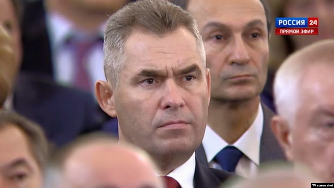 Россия. Павел Астахов слушает ежегодное послание Владимира Путина. 03.12.2015 