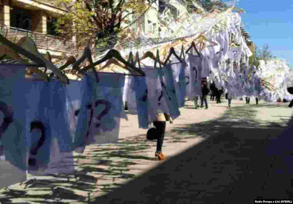 Kosovo - Obilježen Dan nestalih osoba, Priština, 27. august, 2012. 