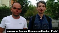 Пострадавшие агитаторы Захар Сарапулов и Павел Чернухин