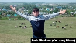 Илмир Миңнекәев