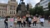 В Праге прошла акция в поддержку Юлии Цветковой