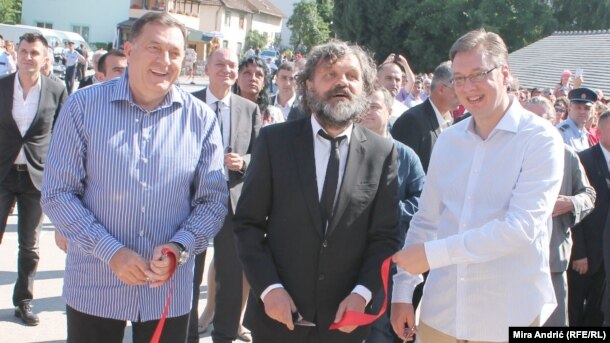 Milorad Dodik, Emir Kusturica i Aleksandar Vučić u Andrićgradu, juni 2014.