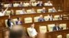 Legea cetățeniei moldovenești prin investiție abrogată de Parlament
