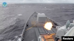 صحنه‌ای از رزمایش هشتم دی چین در پیرامون جزیرۀ تایوان