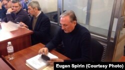 Олександр Єфремов на одному з попередніх засідань суду, 9 лютого 2017 року