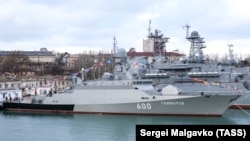 Новый малый ракетный корабль «Грайворон», принятый в состав Черноморского флота России. Севастополь, 30 января 2021 года