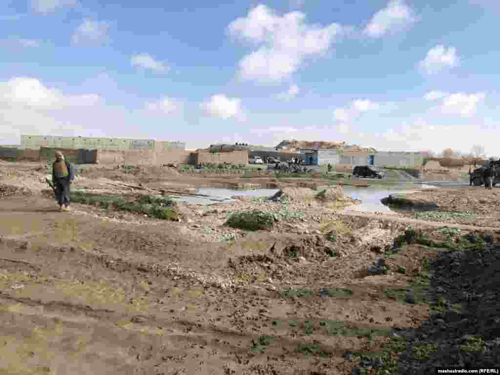 د خیرکوټ او جاني خېلو&nbsp; مشرانو ډاډ ورکړ، چې د یادو پروژو په پلي کیدو کې به د امنیت په ګډون هر ډول همکاري کوي. 