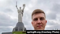 Антон Казачэнка ў Кіеве, архіўны здымак