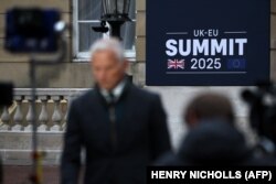 Përgatitjet për samitin Britani-BE në Londër.