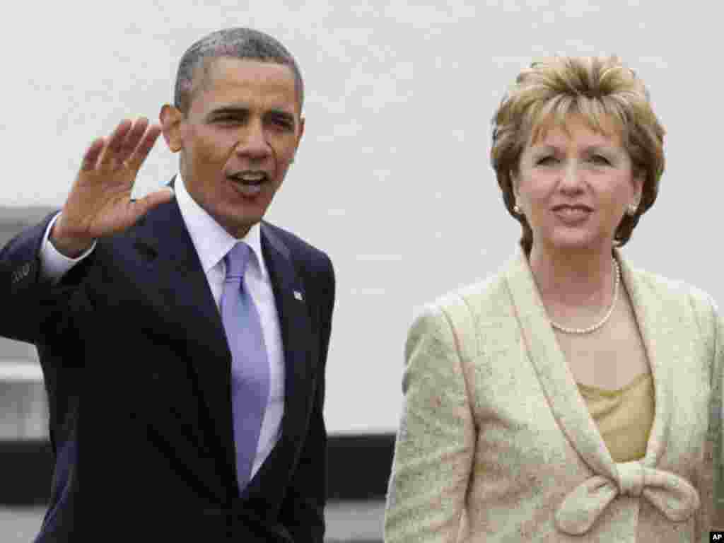 Irska - Predsjednica Mary McAleese sa gostom, predsjednikom Obamom, Dublin, 23.05.2011. Foto: AP / Carolyn Kaster