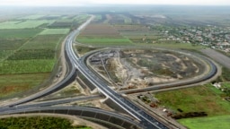 Nod al autostrăzii A7 în apropiere de Focșani.
