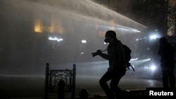 სავარაუდოდ, ქიმიური აგენტი „კამიტის“ გამოყენების საკითხზე საგამოძიებო კომისია არ შეიქმნება. ფოტო: 2024 წლის 7 დეკემბერი.