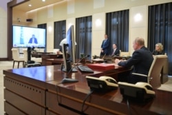 Владимир Путин из Ново-Огарева участвует в саммите G20 в формате видеоконференции