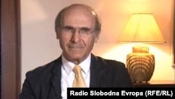 Денко Малески, универзитетски професор, поранешен министер за надворешни работи.