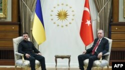 უკრაინის პრეზიდენტი ვოლოდიმირ ზელენსკი თურქეთის პრეზიდენტ რეჯეპ ტაიპ ერდოანს ბოლოს 2025 წლის 15 მაისს ანკარაში შეხვდა