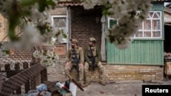 Військові зведеної бригади «Хижак» Департаменту патрульної поліції України в прифронтовій Дружківці, Донеччина, квітень 2026 року