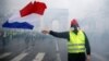 Парижде полиция нааразылыкка чыккан жүздөн ашуун кишини кармады