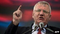 Serbian Radical Party leader and presidential candidate Vojislav Seselj (file photo)