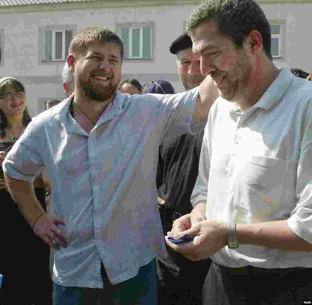 Беседа с чеченским милиционером. Гудермес, 29 августа 2006 г.