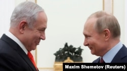 Ruski predsjednik Vladimir Putin (desno) sastaje se s izraelskim premijerom Benjaminom Netanjahuom u Moskvi, januar 2020.