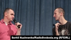 Олег Сенцов и Александр Кольченко на пресс-конференции в Киеве, 7 сентября 2019 года
