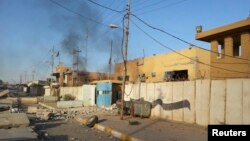 A police station in the town of Hit, Anbar Province, damaged by heavy fighting earlier this month. (file photo)