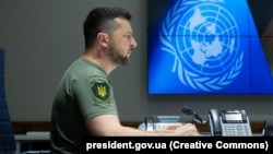 «Україна має досвід запуску зернового коридору в Чорному морі попри спроби Росії заблокувати постачання продовольства та інших товарів», зазначив Володимир Зеленський