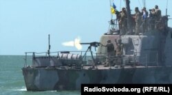 Бойові стрільби українських сил морської охорони в Азовському морі