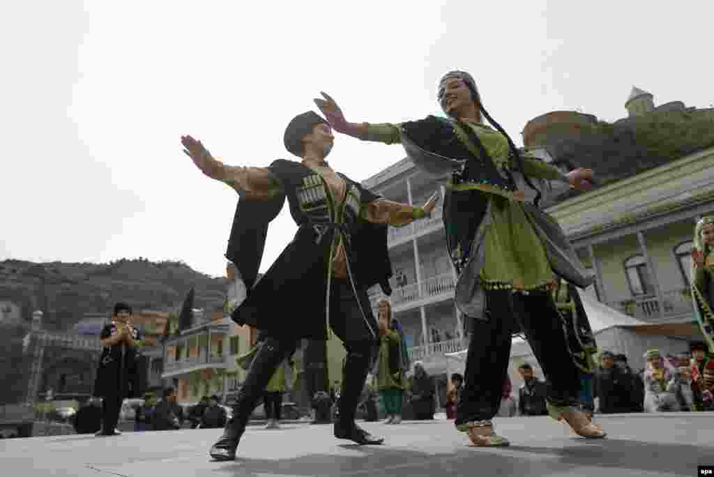 Young Azerbaijani musicians take part in Norouz celebrations in central Tbilisi on March 21.