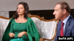 Маргарита Симоньян (слева) и Роман Бабаян – два российских журналиста, которые активно продвигают ложь Кремля о событиях в Украине, куда Москва вторглась 24 февраля 2022 года