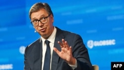 Aleksandar Vučić szerb elnök részt vesz a Globsec fórumon Prágában augusztus 31-én