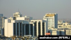 "Ýimpaş" täjirçilik merkezi, Aşgabat 