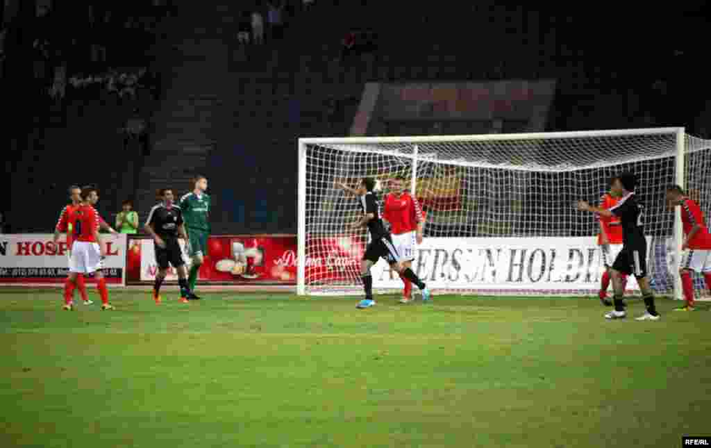 Qarabağ 3 – 0 Banqa #10