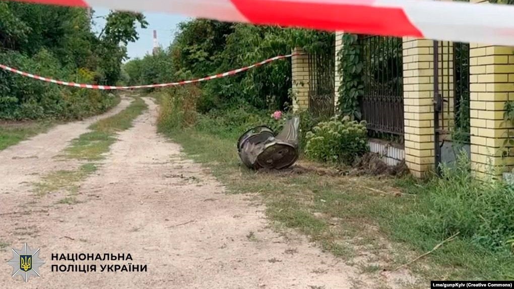 У Києві знешкодили бойову частину російської ракети С-400 зі 180 кг вибухової речовини – поліція