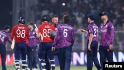 د انګلینډ او سکاټ لینډ ترمینځ د لویې یو منظر - د فبرورۍ ۱۴مې انځور 