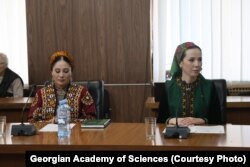 თურქმენეთის დელეგაციის წევრები