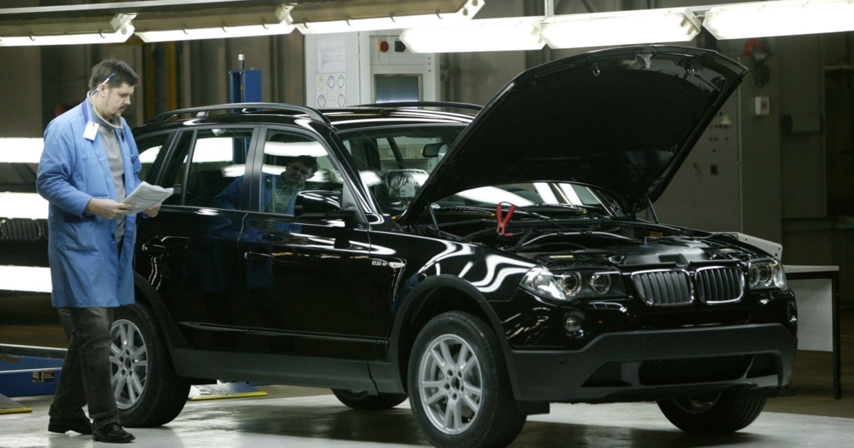 Bootleg BMWs: How Luxury Cars Are Built From Leftover Parts In Russia