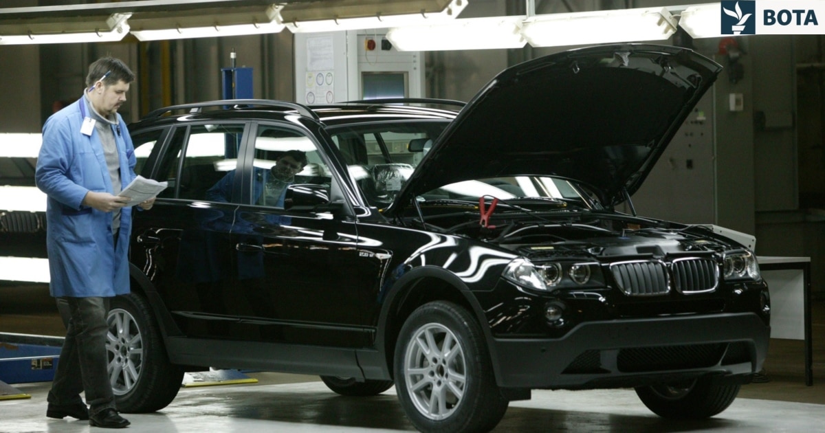 BMW të paautorizuara  Si po ndërtohen makina luksoze nga pjesë të mbetura në Rusi
