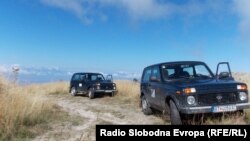 Архивска фотографија - Земјен пат кој води до врвот Кајмакчалан на планината Ниџе.