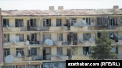 The blast damaged Abadan homes