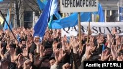 Акция сторонников Евромайдана в Крыму