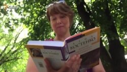 Крымчане несут книги в Украинскую общественную библиотеку (видео)