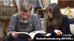 Власник аукціонного дому «Дукат» Леонід Комський вважає,що вартість колекції картин завищили в кілька разів