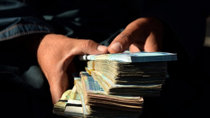 Talibanët ndalojnë përdorimin e valutave të huaja në Afganistan