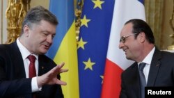 Петро Порошенко і Франсуа Олланд
