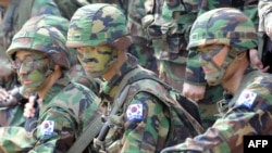 Южнокорейские военнослужащие на учениях в Таиланде, 2010 год